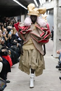 Comme des Garçons Spring 2026 Ready-to-Wear Collection at Paris Fashion Week