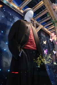 Dior’s Avenue Montaigne Store’s Holiday Lights