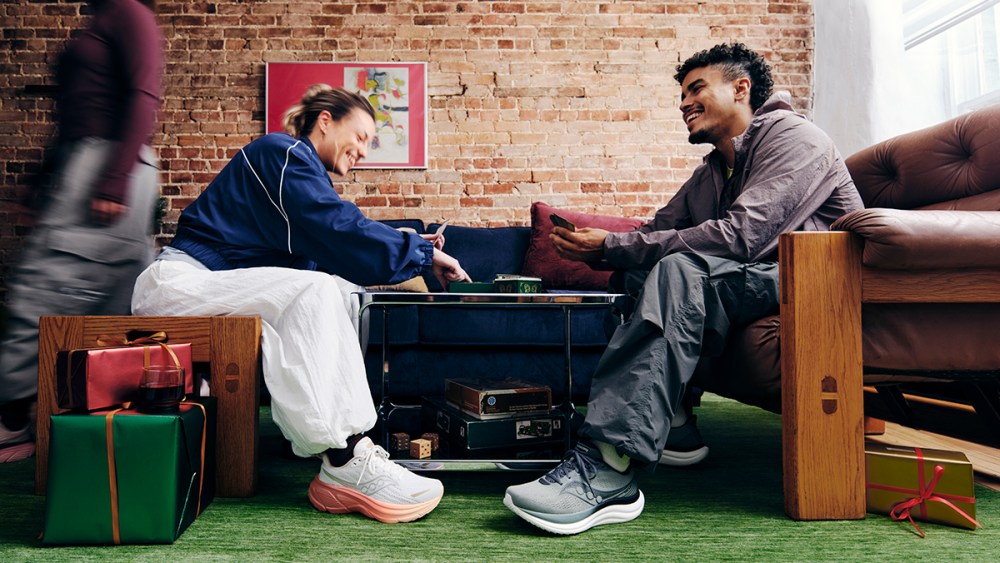 Saucony, Run Home for the Holidays, campaign, running shoes, running sneakers, sneakers
