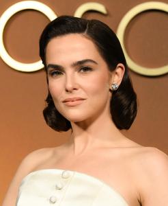 Zoey Deutch at The 16th Governors Awards held at The Ray Dolby Ballroom at Ovation Hollywood on November 16, 2025 in Los Angeles, California.