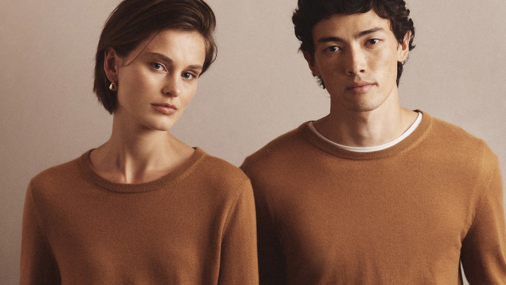 Quince's Men's 100% Vicuña Crewneck Sweater