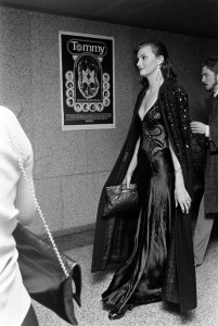 Apollonia van Ravenstein (2nd from R) attends the New York premiere of "Tommy" at the 57th St./6th Ave. subway station in New York City on March 18, 1975.