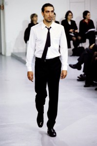 A model walks the runway for the Helmut Lang Fall 1997 Ready to Wear Collection presentation on March 14, 1997 in Paris.