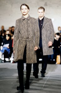 Model Georgina Cooper walks in the Helmut Lang Fall 2001 Ready to Wear Runway Show on February 15, 2001, in New York City.