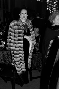 Jacqueline de Ribes attends a gala and world premiere performance of “Goya” by the Washington Opera at the Kennedy Center in Washington, D.C., on November 15, 1986.