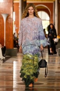 Model on the runway at the Louis Vuitton fashion show as part of Spring/Summer 2026 Paris Fashion Week held at The Louvre on September 30, 2025 in Paris, France.