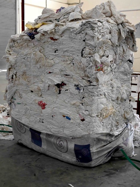 As American farmers enter peak harvest season, textile recyclers across the country are reminding the fashion industry that cotton—one of the world’s oldest fibers—is also one of its most circular.