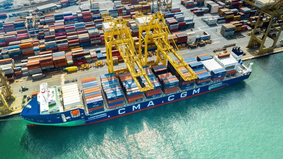 The collaboration leverages sustainable fuel programs GoGreen Plus and ACT+ to cut emissions across shipping lifecycle.