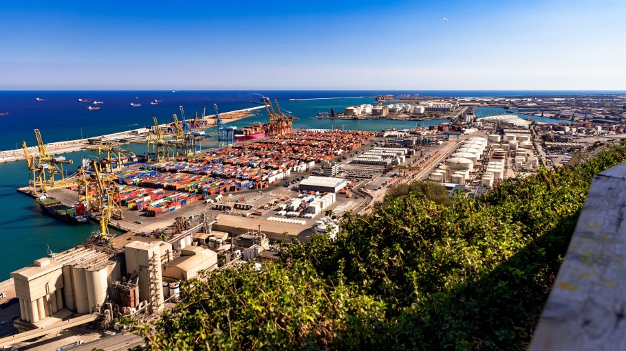 The European Commission is concerned that the transaction may lead to higher prices or reduced quality of container terminal services at the port.