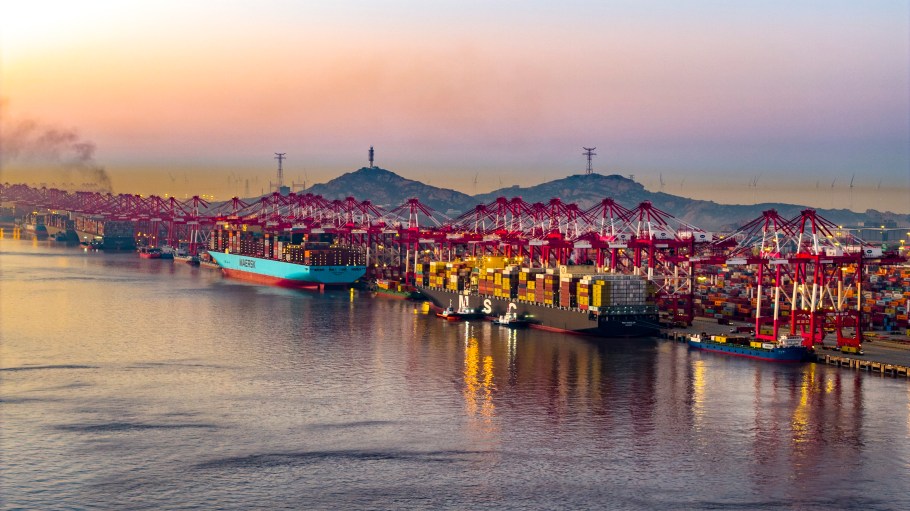 This year, the Port of Shanghai has added 12 new international routes, covering 50 major ports worldwide, while increasing shipping transshipment efficiency by 22 percent.