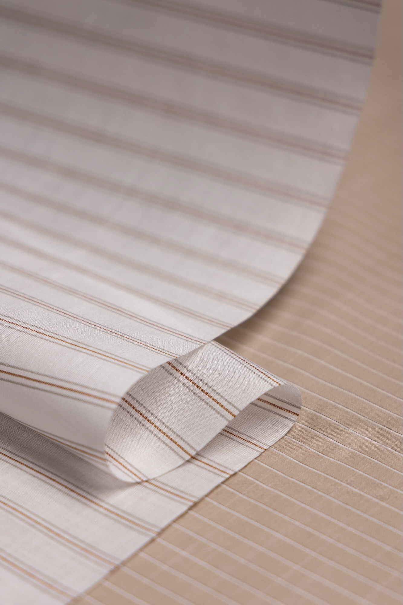 An Albini 1876 fabric for spring 2027.