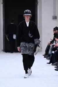 Sinyakozuka Men's Fall 2026 Ready-to-Wear Collection at Pitti Uomo