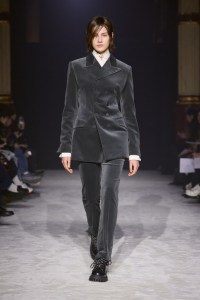 Woongyoumi Fall 2026 Ready-to-Wear Collection at Paris Fashion Week