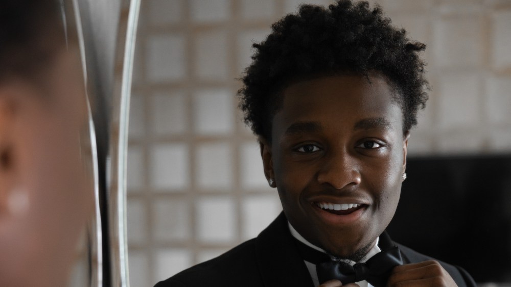 Miles Caton getting ready in Louis Vuitton for the 2026 Critics Choice Awards.