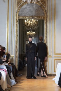 Peet Dullaert Spring 2026 Couture at Paris Fashion Week