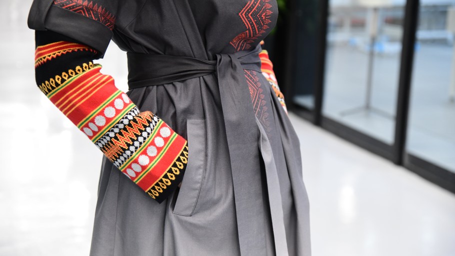 Red Sea algae is used in for the first time in Riyadh to create a traditional garment.