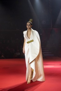 Stéphane Rolland Spring 2026 Couture at Paris Fashion Week