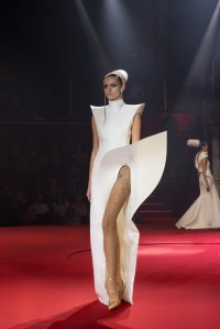 Stéphane Rolland Spring 2026 Couture at Paris Fashion Week