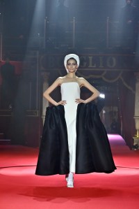 Stéphane Rolland Spring 2026 Couture at Paris Fashion Week