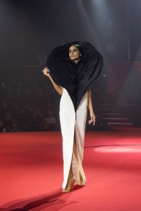 Stéphane Rolland Spring 2026 Couture at Paris Fashion Week