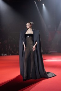 Stéphane Rolland Spring 2026 Couture at Paris Fashion Week