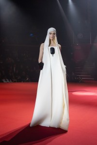 Stéphane Rolland Spring 2026 Couture at Paris Fashion Week