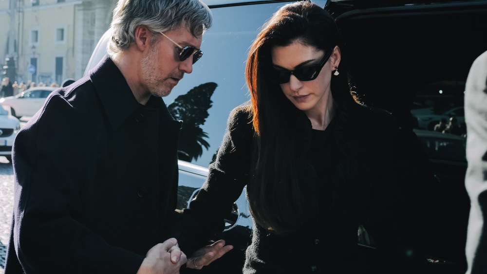 Anne Hathaway attends Valentino Garavani Funeral in Rome.