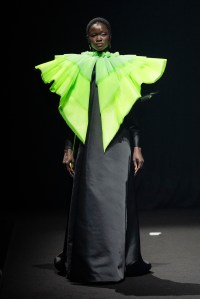 Viktor&Rolf Spring 2026 Couture at Paris Couture Week