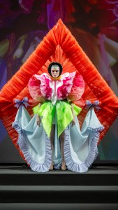 Viktor&Rolf Spring 2026 Couture at Paris Couture Week