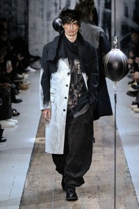 Yohji Yamamoto Pour Homme Men's Fall 2026 Ready-to-Wear Collection at Paris Men's Fashion Week