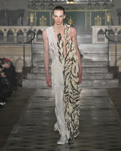 Yuima Nakazato Spring 2026 Couture at Paris Fashion Week