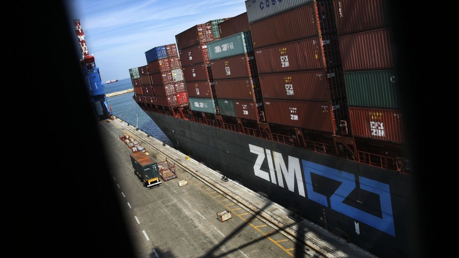 The Israeli government reminded the ocean carrier it can block any deal where over 24 percent of shares are sold, complicating interest from rival ocean carriers.