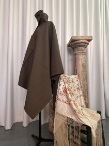 "The collection is inspired by an antique asymmetrical hunting cape found at El Rastro de Madrid, reinterpreted through a contemporary lens, creating tension between heritage and freedom." — Alejandro Gómez Palomo