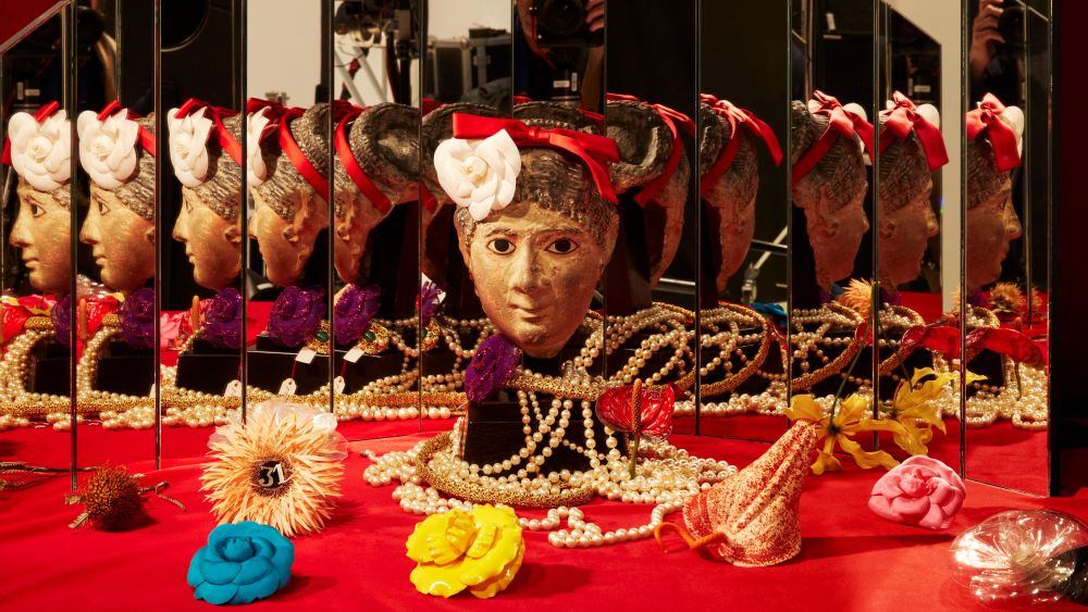 An image taken by Roe Ethridge for Chanel