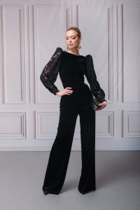 Dennis Basso Fall 2026 Ready-to-Wear Collection at New York Fashion Week.