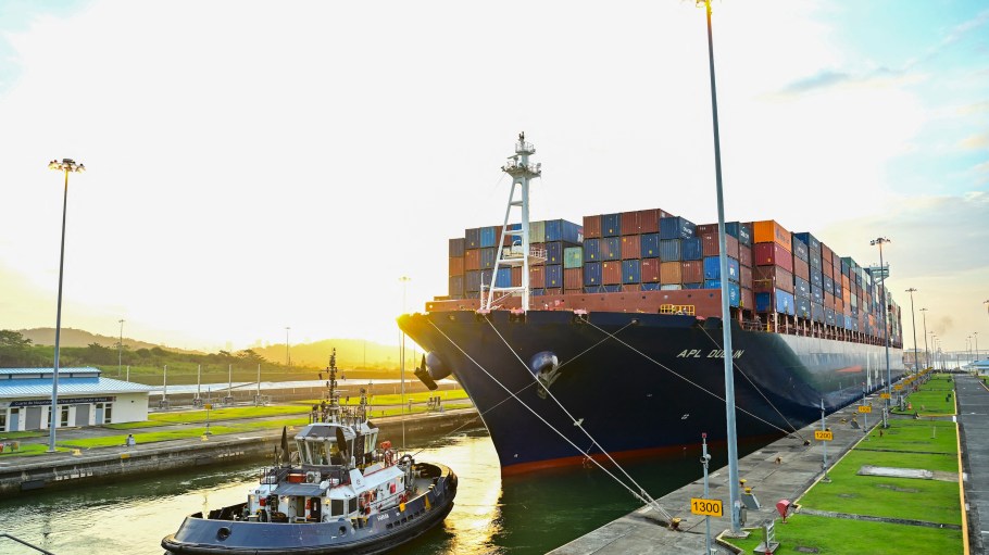 Applicants must cite six operated terminals totaling 6 million TEUs annually to bid on concession rights to the Corozal and Telfers terminals.