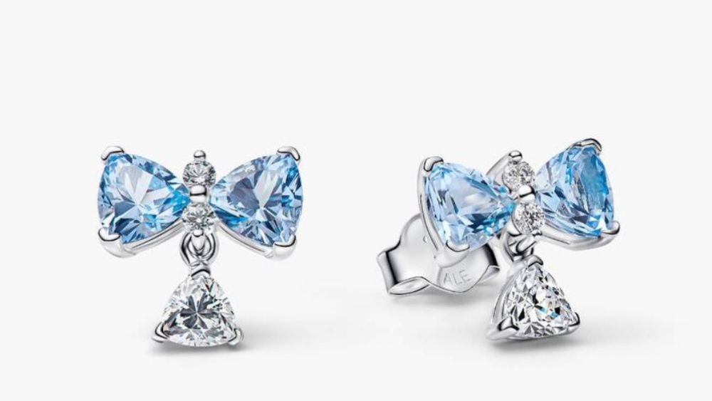 Pandora x “Bridgerton” Bow earrings.