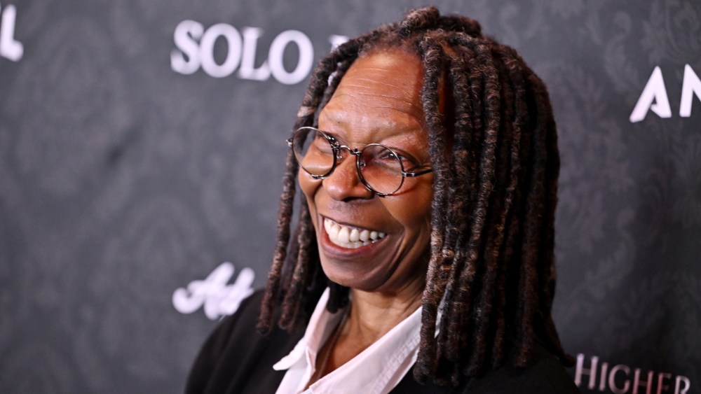 Whoopi Goldberg announces Julien's auction