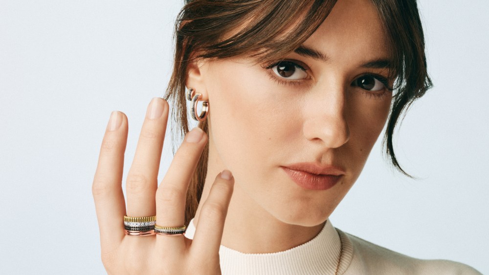 Daisy Edgar-Jones wearing Boucheron's Quatre and Quatre XS collections.