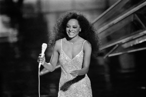 Diana Ross performs  during the 57th Oscars Awards, 1985.