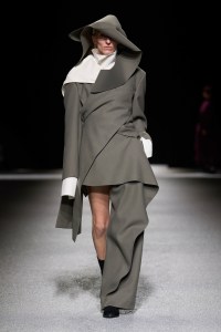 Issey Miyake Fall 2026 Ready-to-Wear Show at Paris Fashion Week