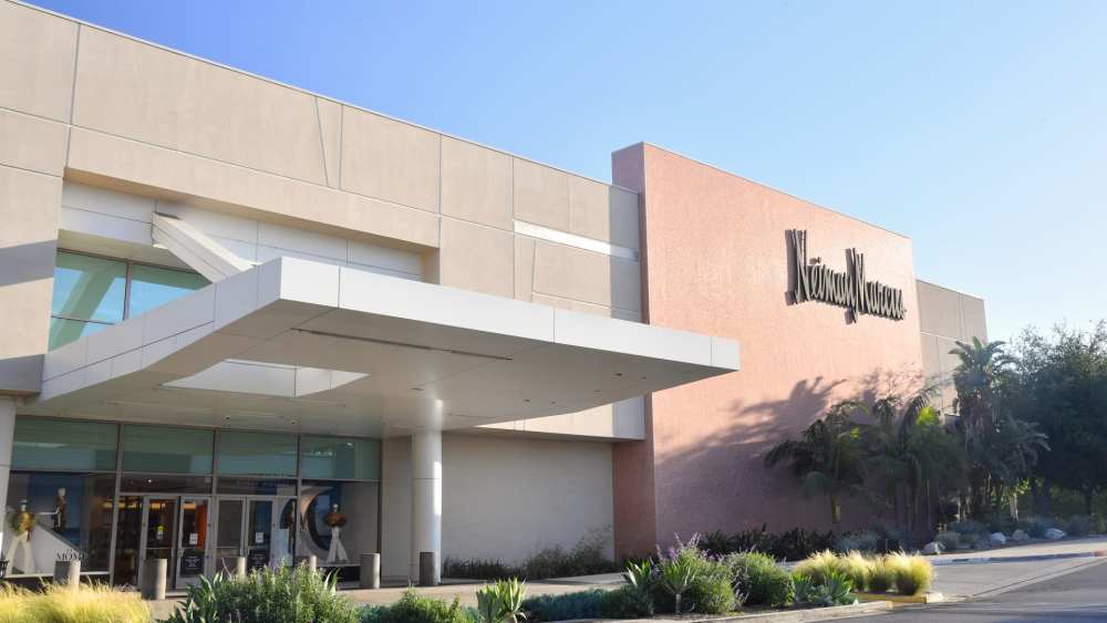 Saks Fifth Avenue in Topanga, Calif. is closing