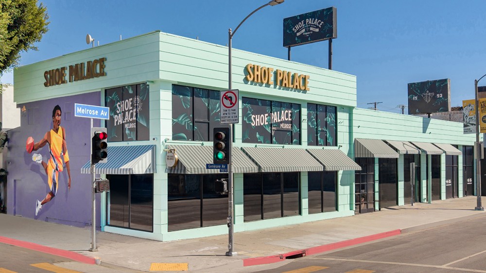 Shoe Palace, store, Melrose Avenue, Los Angeles, retail, shoes, footwear, sneakers, shoe store, sneaker store