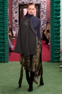 Acne Studios Fall 2026 FReady-to-Wear Collection at Paris Fashion Week