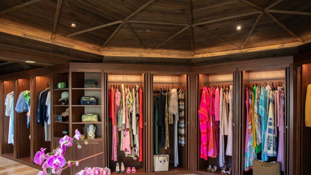 Johanna Ortiz will open a boutique at Casa de Brazilian Court.