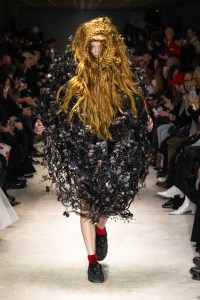 Noir Kei Ninomiya Fall 2026 Ready-to-Wear Show at Paris Fashion Week