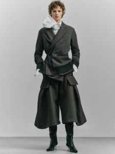Sacai Fall 2026 Ready-to-Wear Collection at Paris Fashion Week