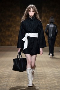 Shiatzy Chen Fall 2026 Ready-to-Wear Collection at Paris Fashion Week