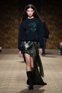 Shiatzy Chen Fall 2026 Ready-to-Wear Collection at Paris Fashion Week
