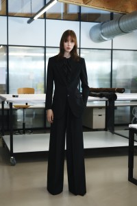 Viktor & Rolf Fall 2026 Ready-to-Wear Collection at Paris Fashion Week